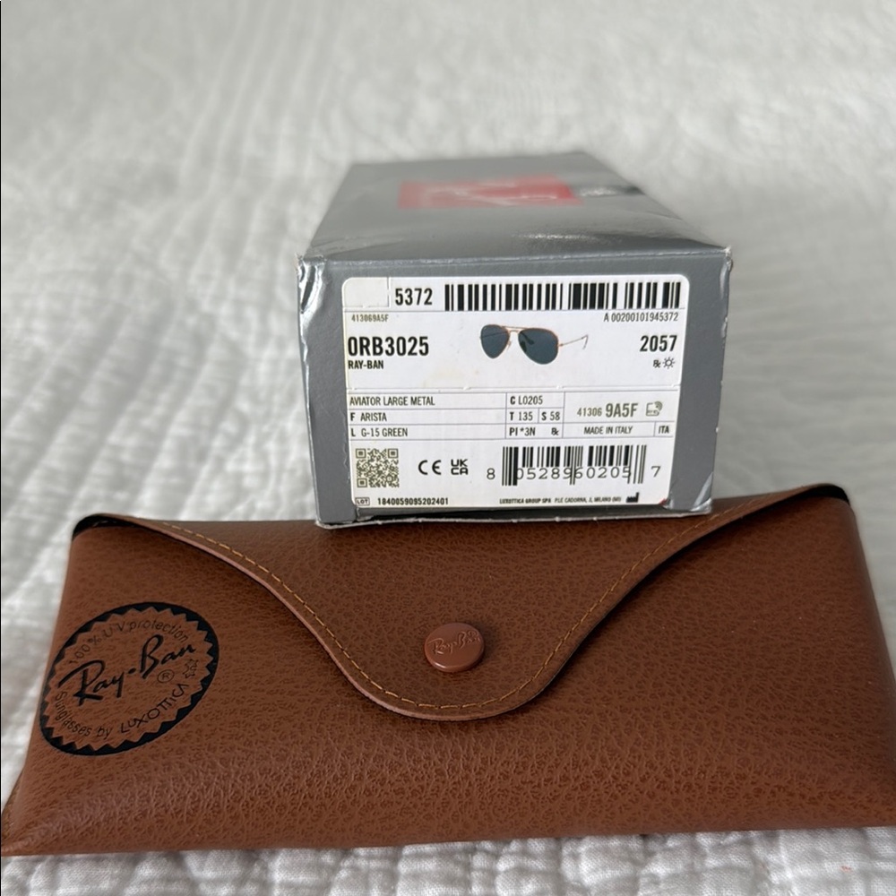 Ray-Ban Green Classic Sunglasses